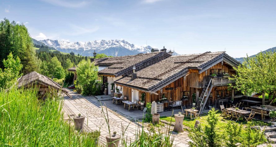 retsaurant leogang gastgarten hut essen schnitzel oesterreichische küche traditionell
